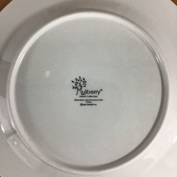 Mulberry Home Collection Rooster Plates - Picture 3 of 3